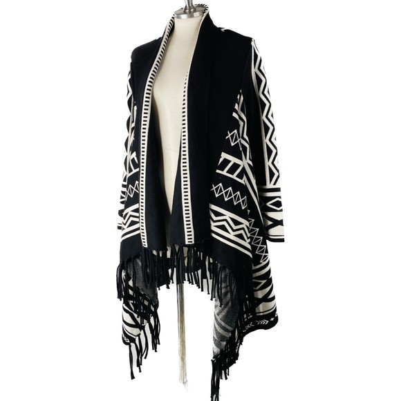Chico&apos;s Sweaters - Chico's Womens Sz 1 / Me Black White Cardigan